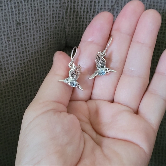 Annika Witt Silver🤍 Hummingbird🪶 Earrings - Picture 9 of 16